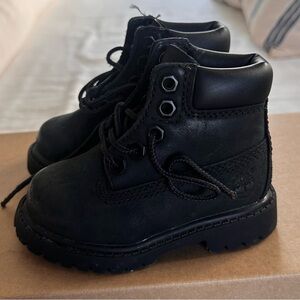 4C Black Timberlands
